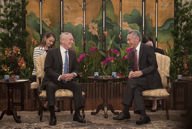 US SecDef Mattis met with Singapore Prime Minister @LeeHsienLoong at the presidential residence and office in Singapore, where they discussed the partnership between the two countries