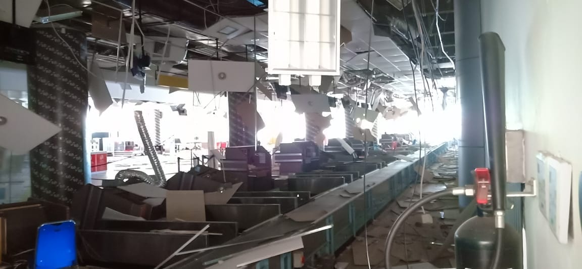 Palu PLWairport terminal yesterday. The earthquake really shook it. 